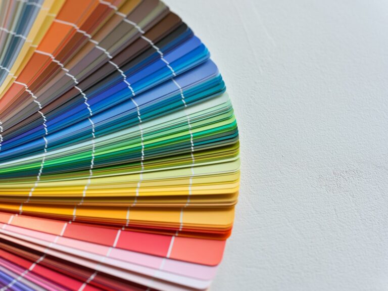 A Guide to Harmonizing Colors in Your Home
